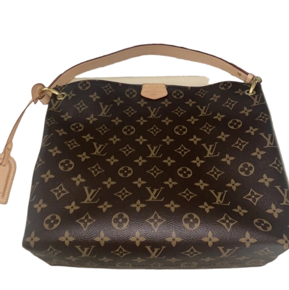 Louis Vuitton LV, Beautiful Graceful PM Iconic Monogram Signature - Picture 8 of 8